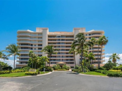 Grand Bay Condos in Longboat Key, FL. - Building