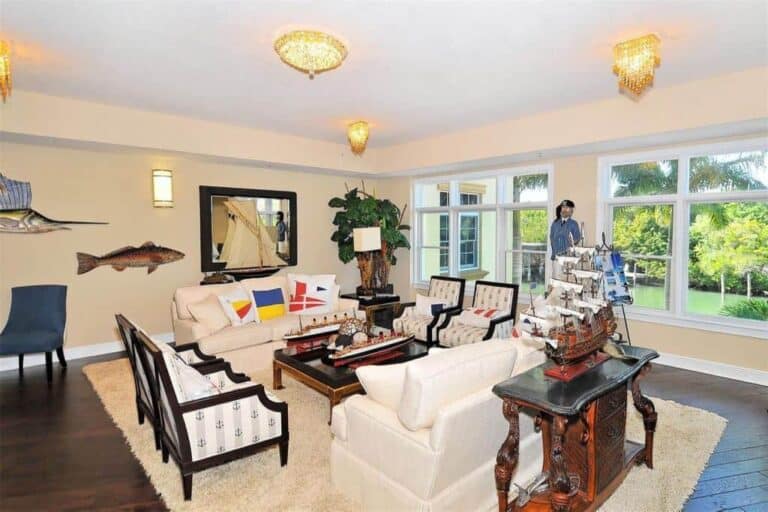 Grand Mariner Condos in Longboat Key, FL. - Clubroom