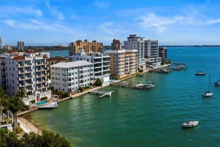Harbor House Condos in Downtown Sarasota, FL. - Bayfront