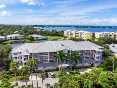 Hidden Bay Condos in Osprey FL. - Building Aerial