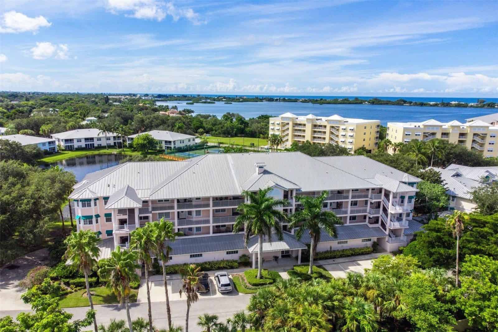 Hidden Bay Condos For Sale in Osprey FL.