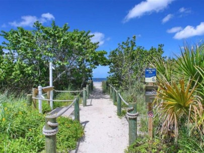 Hidden Bay Condos in Osprey FL. - Beach Access