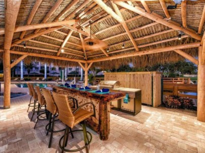 Hidden Bay Condos in Osprey FL. - BBQ Pavilion