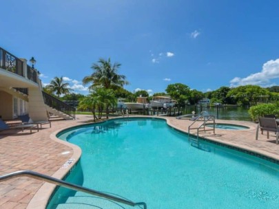 Hudson Crossing Condos in Downtown Sarasota, FL. - Pool