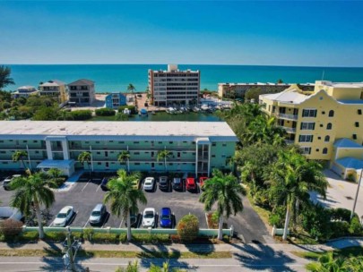 Inlet Condos in Siesta Key, FL. - Aerial