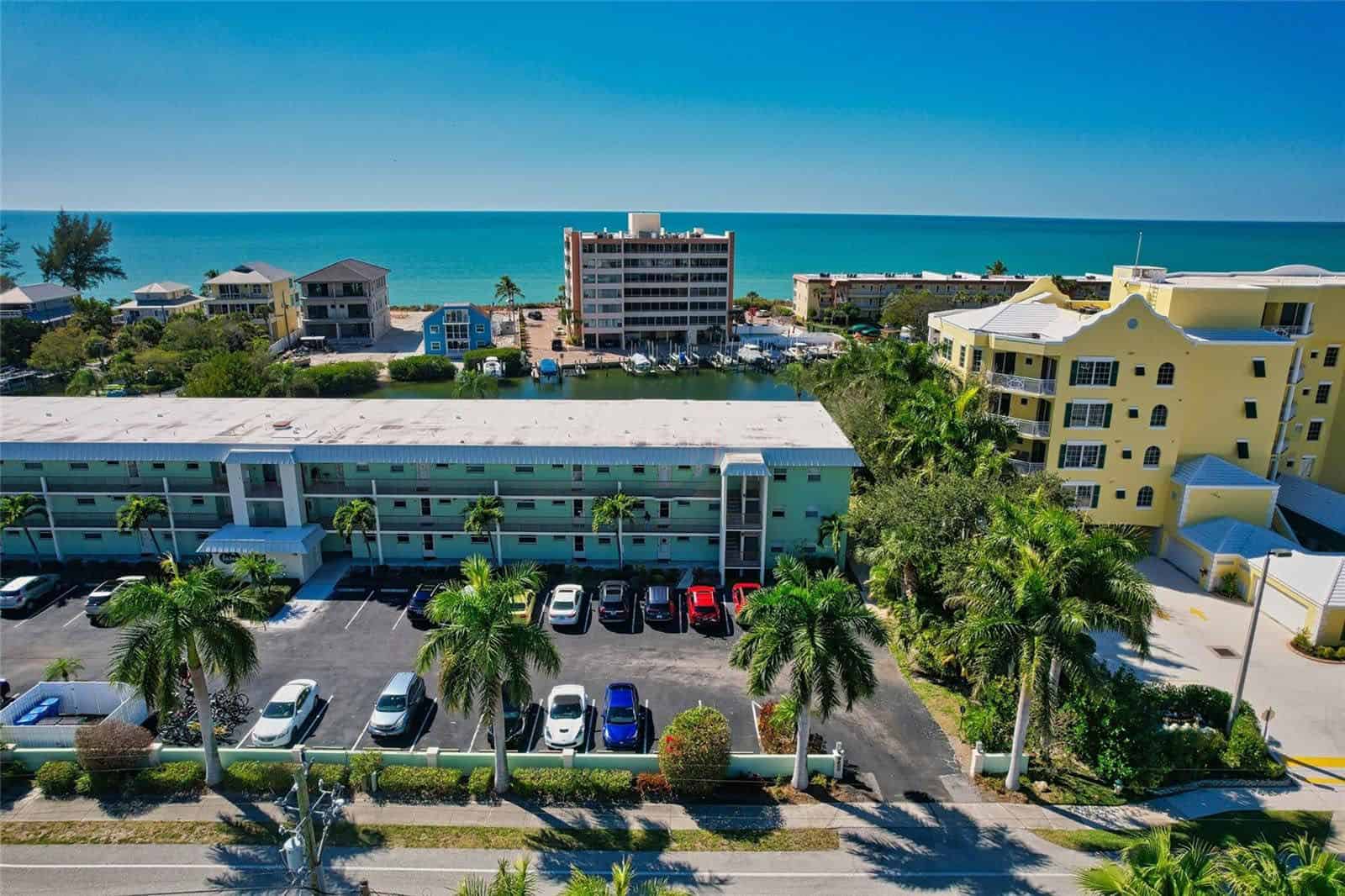 Inlet Condos For Sale in Siesta Key, FL.