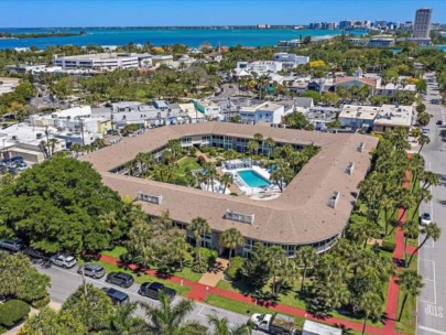 Kingston Arms Condos in Lido Key Sarasota, FL. - Aerial