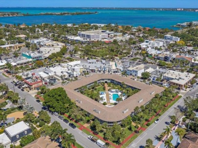 Kingston Arms Condos in Lido Key Sarasota, FL. - Aerial