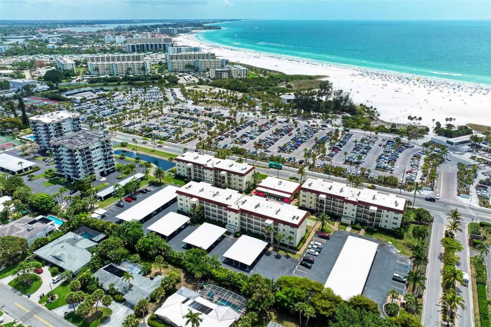 La Siesta Condos For Sale in Siesta Key, FL.