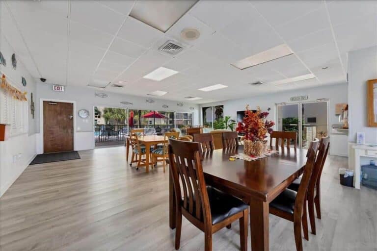 La Siesta Condos in Siesta Key, FL. - Clubroom