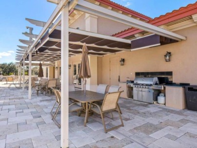 Lake Vista Residences Condos in Lakewood Ranch, FL. - Clubhouse BBQ Grill Area