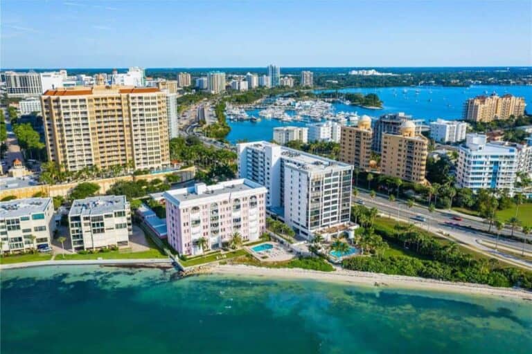 Le Chateau Condos in Downtown Sarasota, FL. - Waterfront Aerial