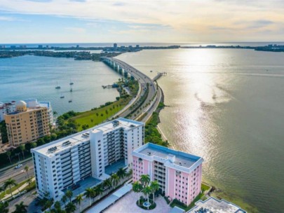 Le Chateau Condos in Downtown Sarasota, FL. - Waterfront Aerial