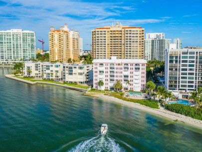 Le Chateau Condos in Downtown Sarasota, FL. - Aerial