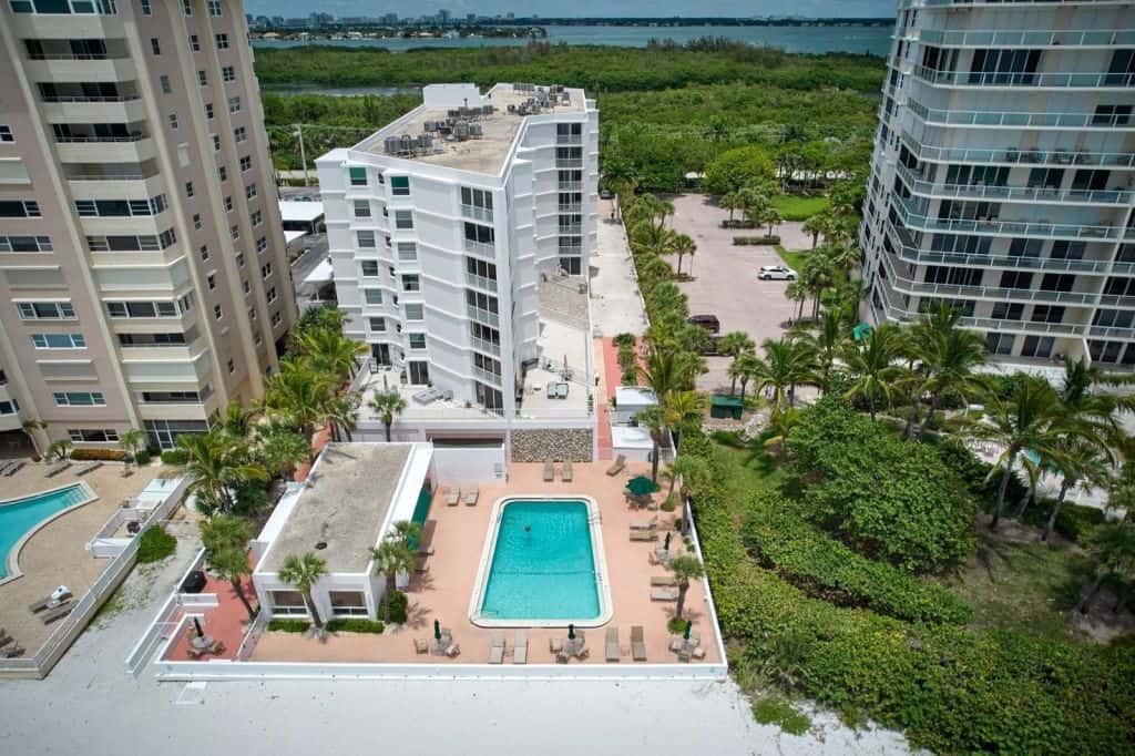 Lido Harbour Towers Condos in Lido Key Sarasota, FL. -