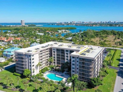 Lido Towers Condos in Lido Key Sarasota, FL. - Building Aerial