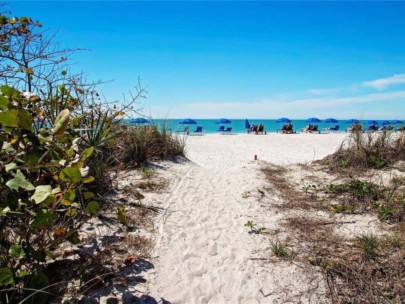 Lido Towers Condos in Lido Key Sarasota, FL. - Beach Access