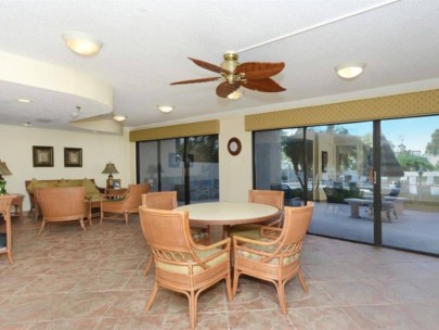 Lido Towers Condos in Lido Key Sarasota, FL. - Interior Clubhouse