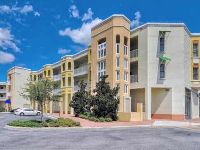 Lofts On Main Street Condos in Lakewood Ranch, FL. - Building