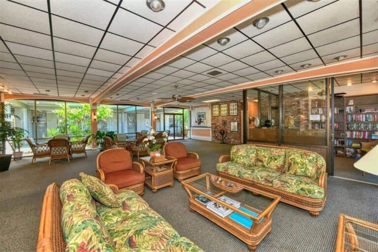 Longboat Harbour Condos in Longboat Key, FL. - Clubroom
