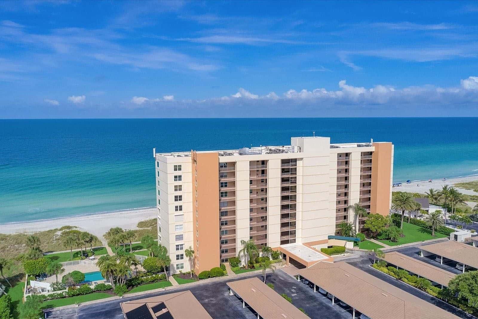 Longboat Harbour Towers Condos For Sale in Longboat Key, FL.