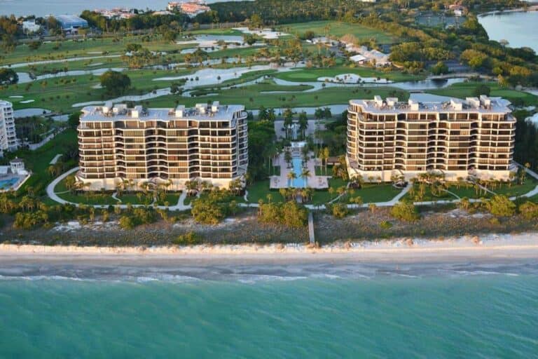 Longboat Key Club Condos in Longboat Key, FL. - Waterfront