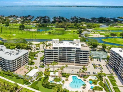 Longboat Key Club Condos in Longboat Key, FL. - Condo and Golf Course Views