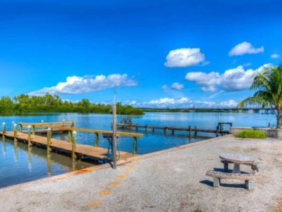 Longboat Pass Condos in Longboat Key, FL. - Docks