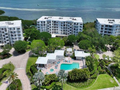 Marina Bay Condos in Longboat Key, FL. - Aerial