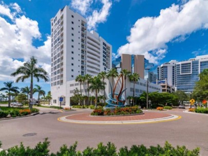 Marina Tower Condos in Downtown Sarasota, FL. - Building