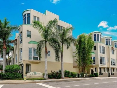 Marquee En Ville Condos For Sale in Downtown Sarasota, FL.- Buildings