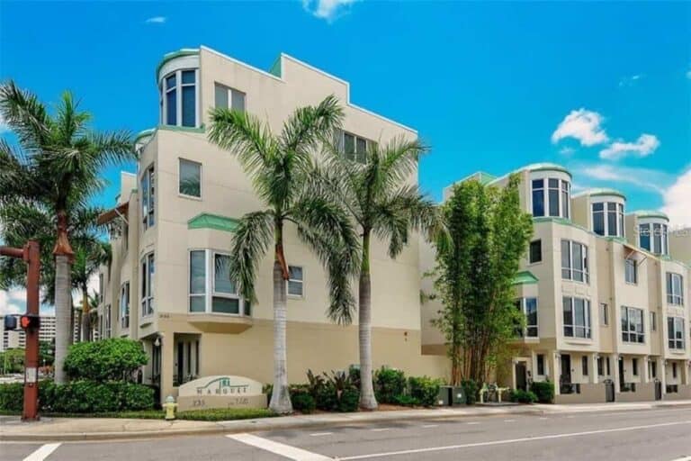 Marquee En Ville Condos For Sale in Downtown Sarasota, FL.- Buildings