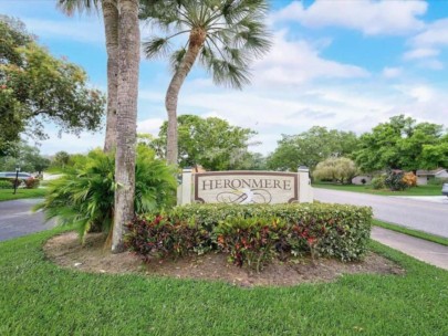 Meadows Condos in Sarasota, FL. - Heronmere Entrance Sign