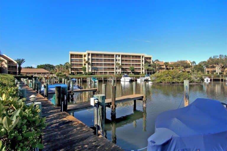 Midnight Cove Condos in Siesta Key, FL. - Dock
