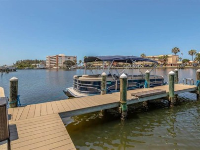 Moorings Condos in Siesta Key, FL. - Docks