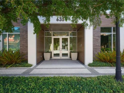 Orange Club Condos in Downtown Sarasota, FL. - Exterior Entrance