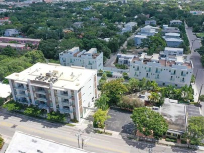 Orange Club Condos in Downtown Sarasota, FL. - Aerial