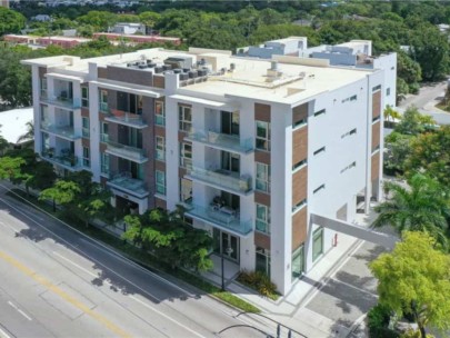 Orange Club Condos in Downtown Sarasota, FL. - Building Aerial