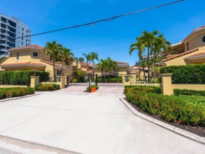 Palm Avenue Villas in Downtown Sarasota, FL. - Gated Entry