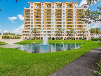 Palms At Riviera Dunes Condos in Palmetto, FL. - Building