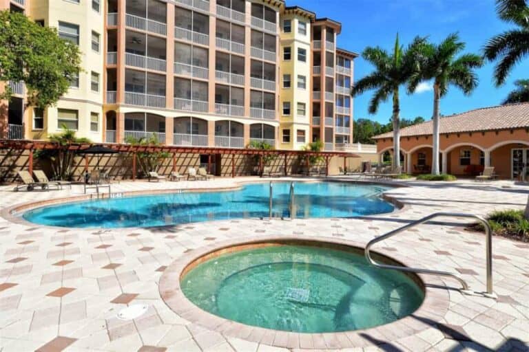Phillippi Landings Condos in Sarasota, FL. - Pool and Hot Tub