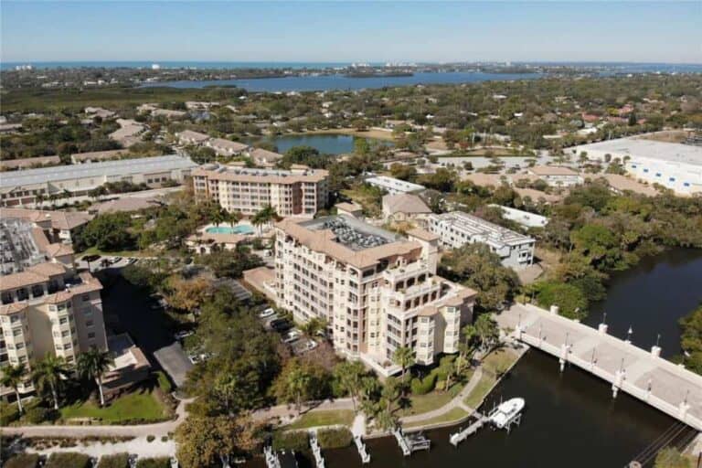 Phillippi Landings Condos in Sarasota, FL. - Aerial of Building