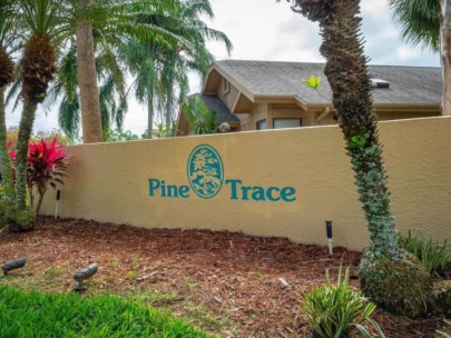 Pine Trace Condos in Palm Aire Sarasota, FL. - Entrance Sign