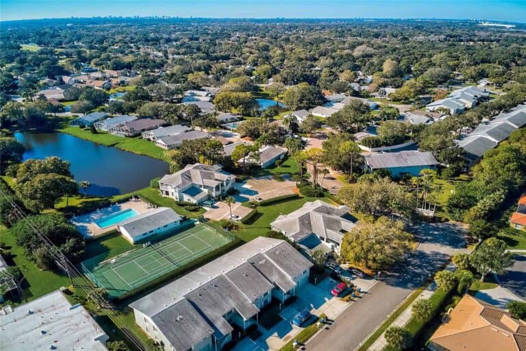 Pinehurst Condos For Sale in Palm Aire Sarasota, FL.