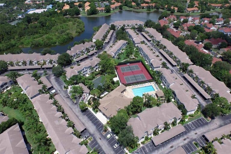 Pinestone Condos For Sale in Palmer Ranch Sarasota, FL.