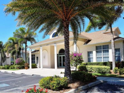 Pinestone Condos in Palmer Ranch Sarasota, FL. - Clubhouse