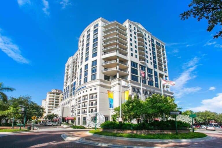 Plaza At Five Points Condos in Downtown Sarasota, FL. - Building