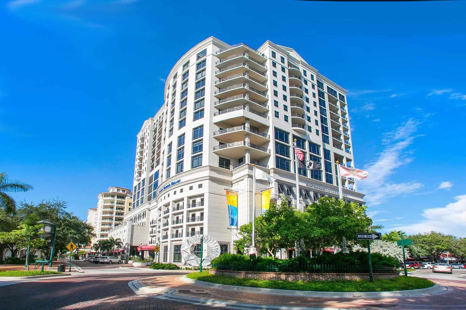 Plaza At Five Points Condos For Sale in Downtown Sarasota, FL.