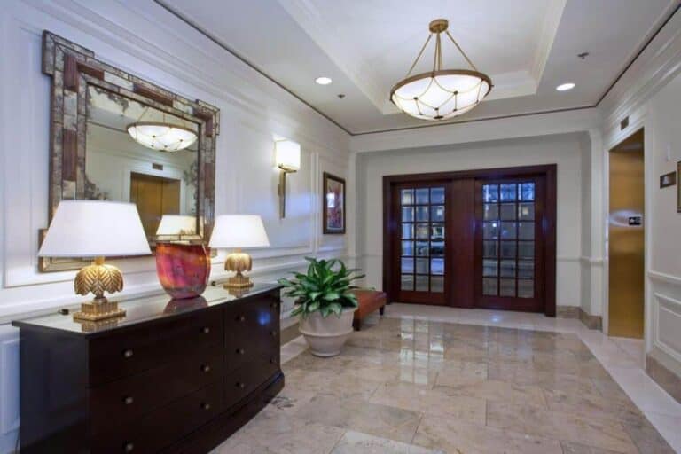 Plaza At Five Points Condos in Downtown Sarasota, FL. - Entrance