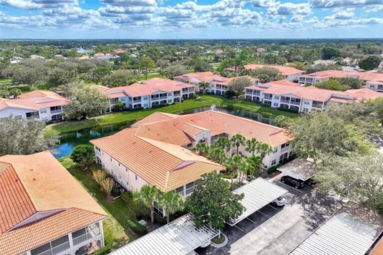 Plaza De Flores Condos in Palmer Ranch Sarasota, FL. - Aerial